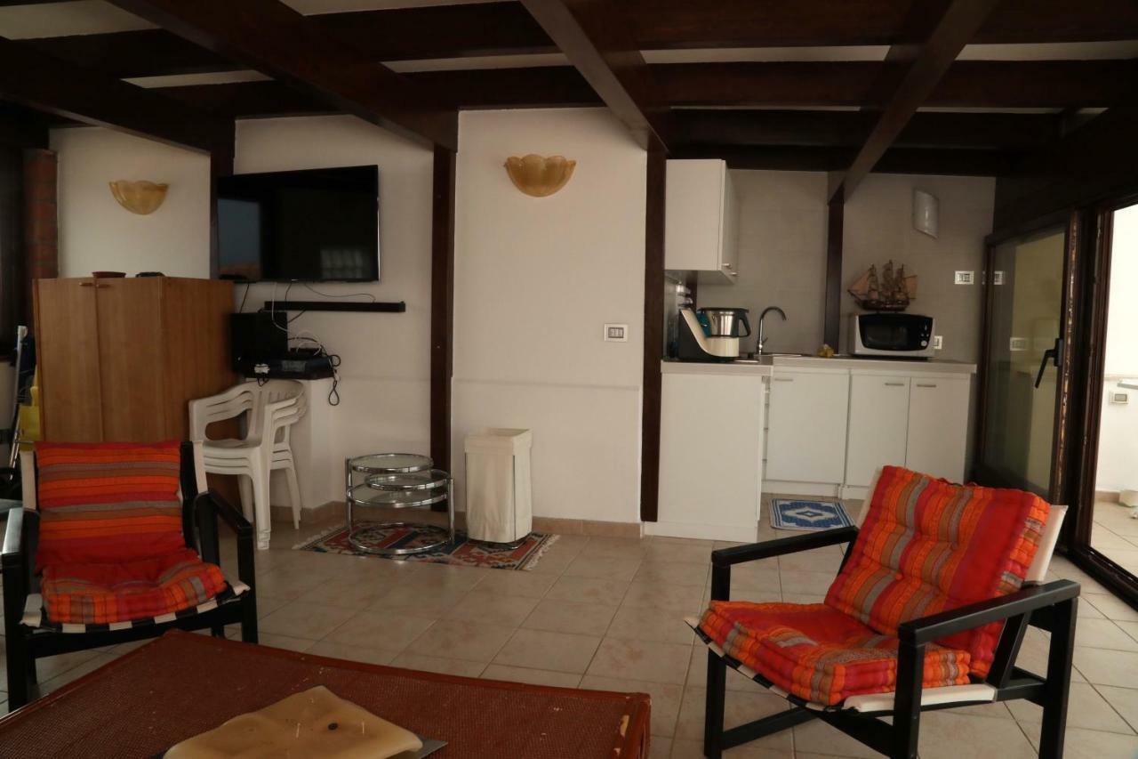 Luxury Apt Lejlighed Calasetta Eksteriør billede